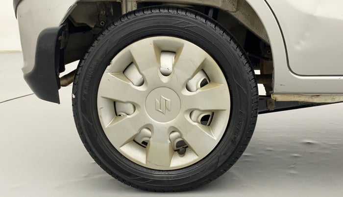2015 Maruti Alto K10 LXI CNG, CNG, Manual, 66,574 km, Right Rear Wheel