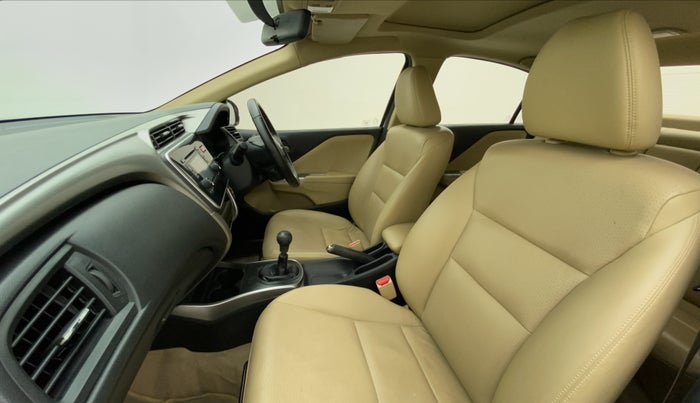 2015 Honda City VX MT PETROL, Petrol, Manual, 43,250 km, Right Side Front Door Cabin