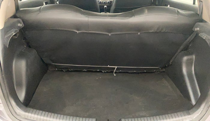 2018 Hyundai Grand i10 SPORTZ AT 1.2 KAPPA VTVT, Petrol, Automatic, 61,640 km, Boot Inside