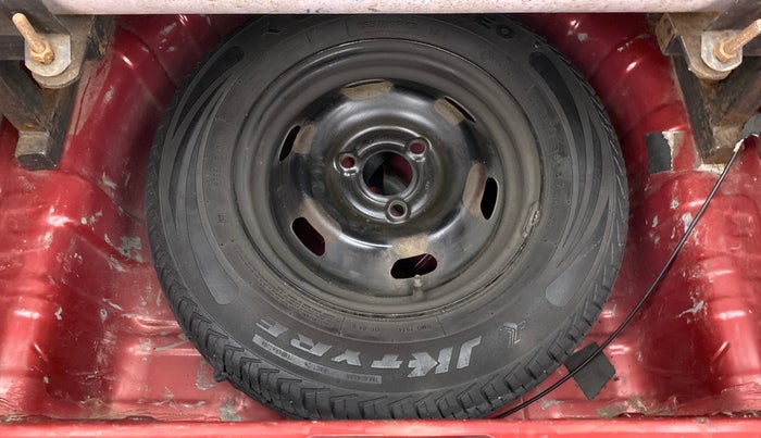 2015 Renault Kwid RXT, CNG, Manual, 64,627 km, Spare Tyre