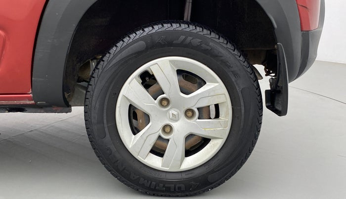 2015 Renault Kwid RXT, CNG, Manual, 64,627 km, Left Rear Wheel