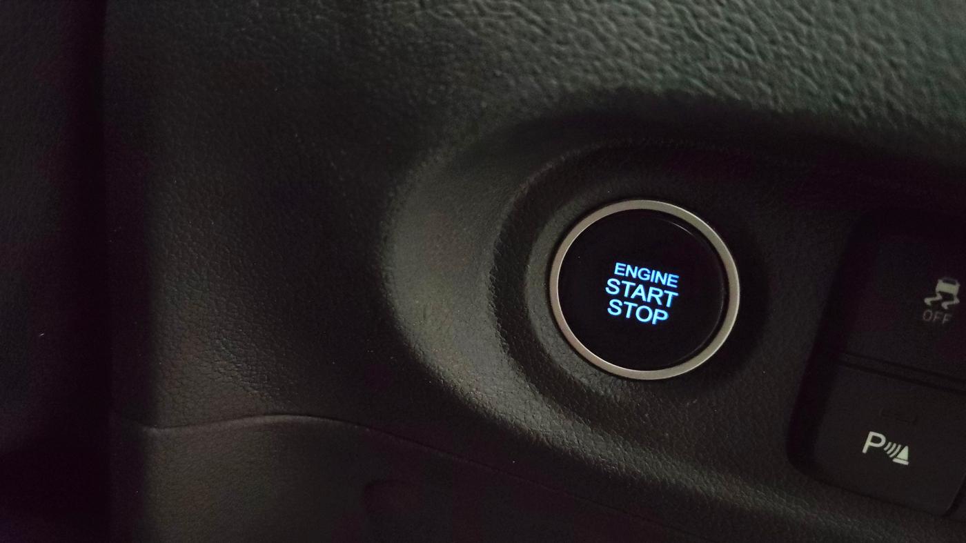 2021 Hyundai ALCAZAR 2.0 SIGNATURE (O) AT 6STR, Petrol, Automatic, 1,05,636 km, Keyless Start/ Stop Button