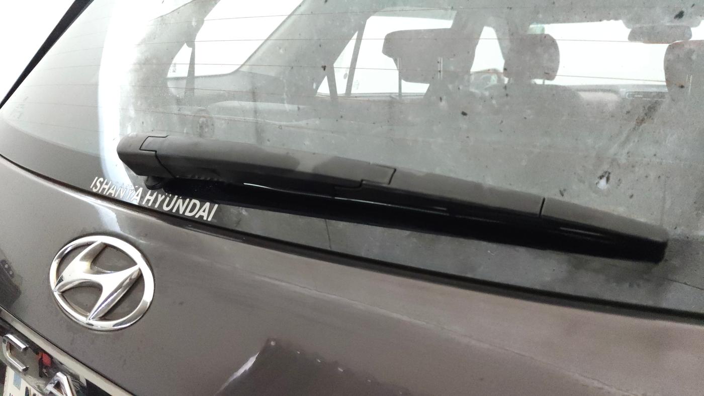 2021 Hyundai ALCAZAR 2.0 SIGNATURE (O) AT 6STR, Petrol, Automatic, 1,05,636 km, Rear Wiper