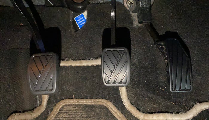 2019 Maruti Baleno ZETA PETROL 1.2, CNG, Manual, 65,600 km, Pedals