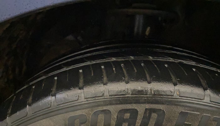 2019 Maruti Baleno ZETA PETROL 1.2, CNG, Manual, 65,600 km, Left Front Tyre Tread