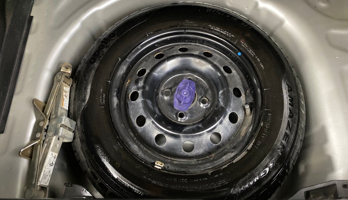 2018 Maruti Swift VXI AMT, Petrol, Automatic, 52,320 km, Spare Tyre