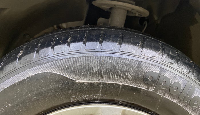 2018 Maruti Swift VXI AMT, Petrol, Automatic, 52,320 km, Left Front Tyre Tread