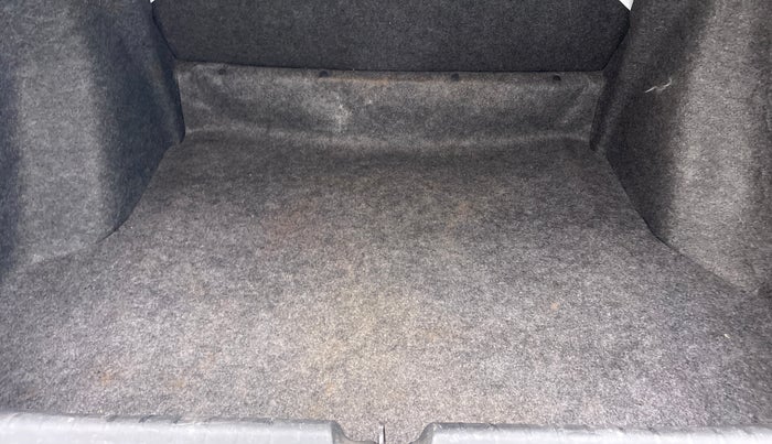 2014 Honda City SV MT PETROL, Petrol, Manual, 71,150 km, Boot Inside