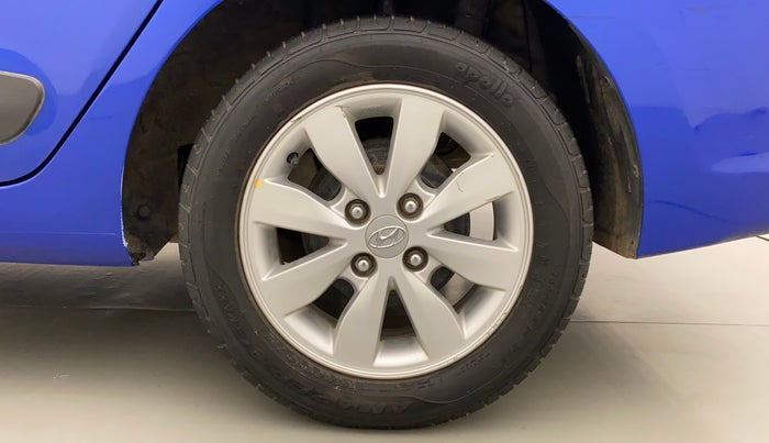 2014 Hyundai Xcent S AT 1.2 (O), Petrol, Automatic, 27,766 km, Left Rear Wheel
