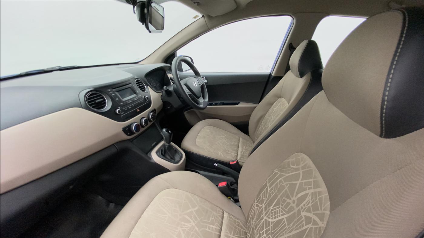 2014 Hyundai Xcent S AT 1.2 (O), Petrol, Automatic, 27,766 km, Right Side Front Door Cabin