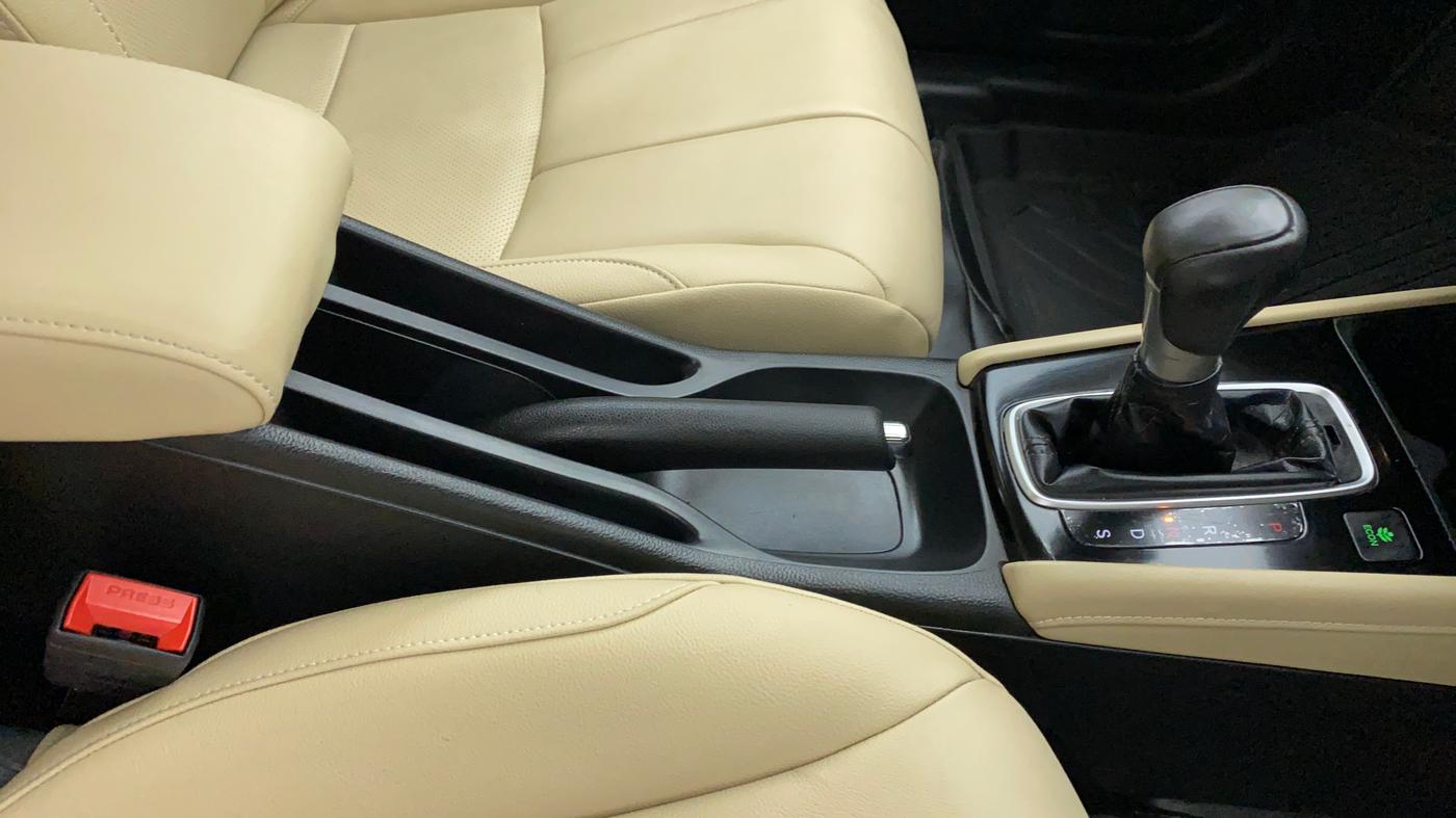 2020 Honda City ZX CVT, Petrol, Automatic, 9,986 km, Gear Lever
