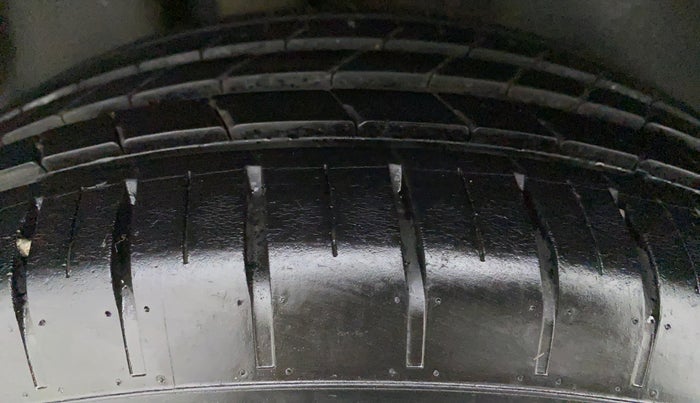 2019 Volkswagen Ameo HIGHLINE PLUS DSG 1.5, Diesel, Automatic, 36,249 km, Right Rear Tyre Tread