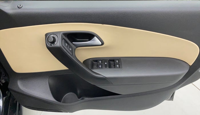 2019 Volkswagen Ameo HIGHLINE PLUS DSG 1.5, Diesel, Automatic, 36,249 km, Driver Side Door Panels Control