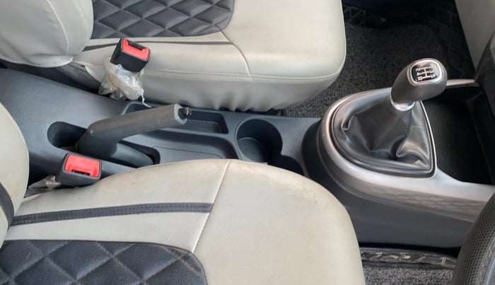 2022 Hyundai GRAND I10 NIOS SPORTZ 1.2 KAPPA VTVT, Petrol, Manual, 19,850 km, Gear Lever