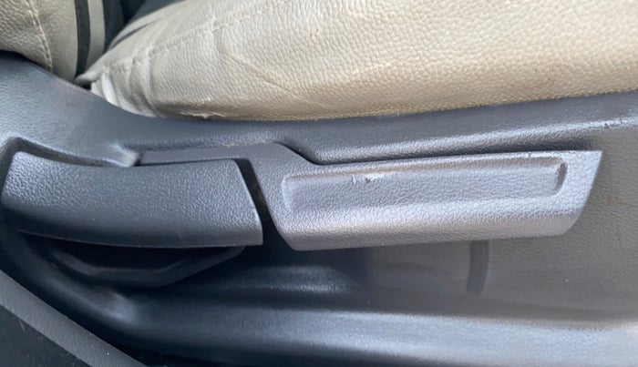 2022 Hyundai GRAND I10 NIOS SPORTZ 1.2 KAPPA VTVT, Petrol, Manual, 19,850 km, Driver Side Adjustment Panel