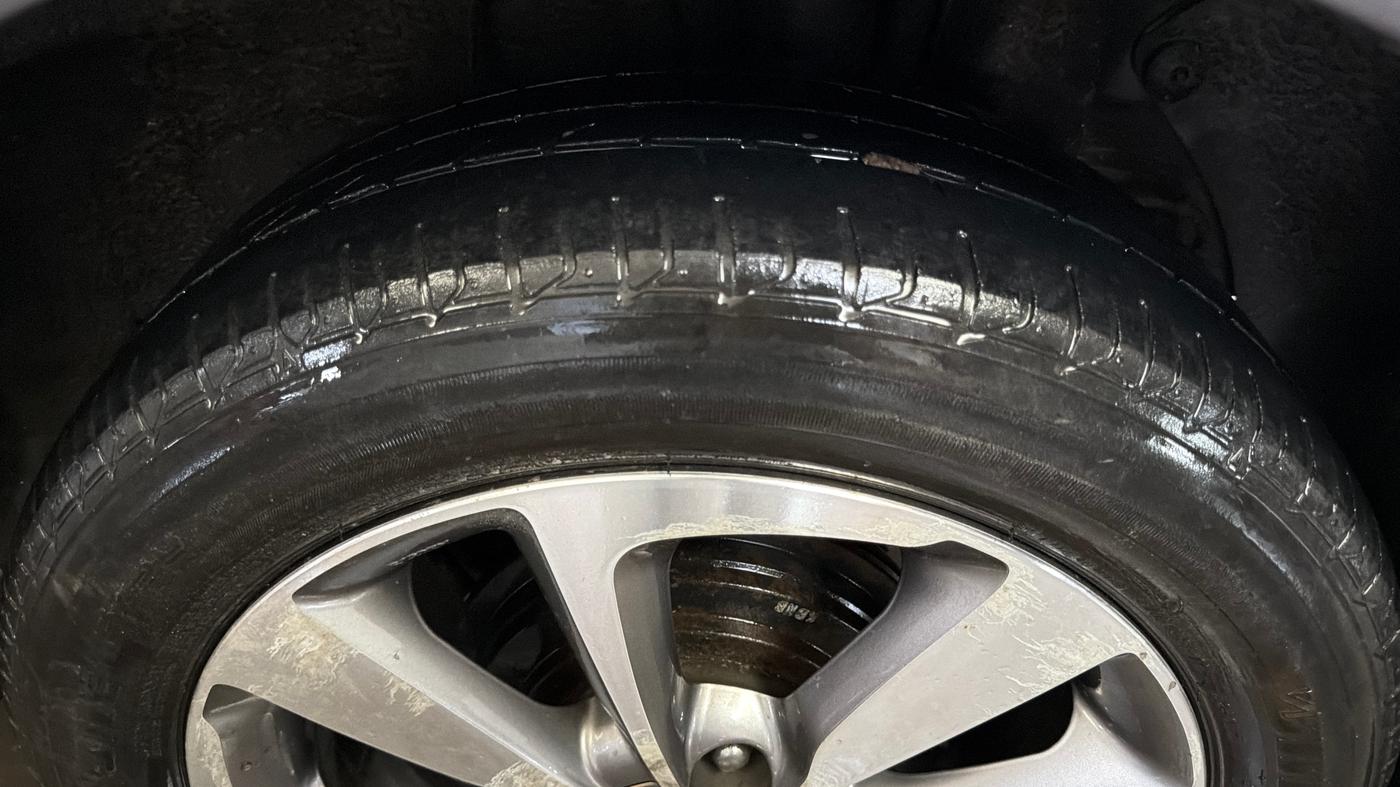 2015 Hyundai Elite i20 SPORTZ 1.2, Petrol, Manual, 42,836 km, Left Rear Tyre Tread