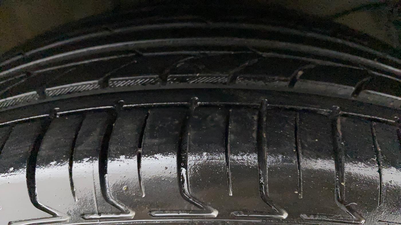 2018 Honda BR-V 1.5L I- DTEC V STYLE EDITION, Diesel, Manual, 86,913 km, Right Front Tyre Tread