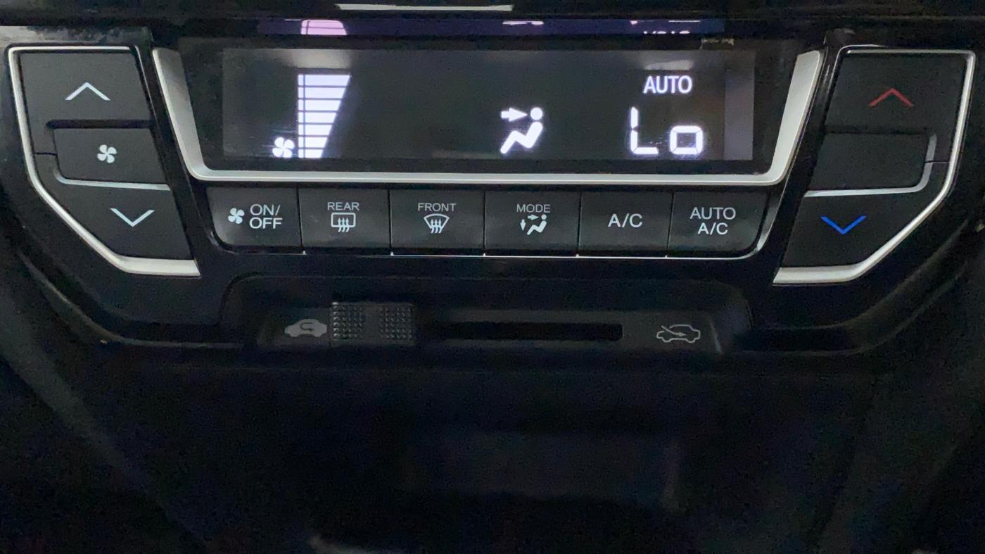 2018 Honda BR-V 1.5L I- DTEC V STYLE EDITION, Diesel, Manual, 86,913 km, Automatic Climate Control