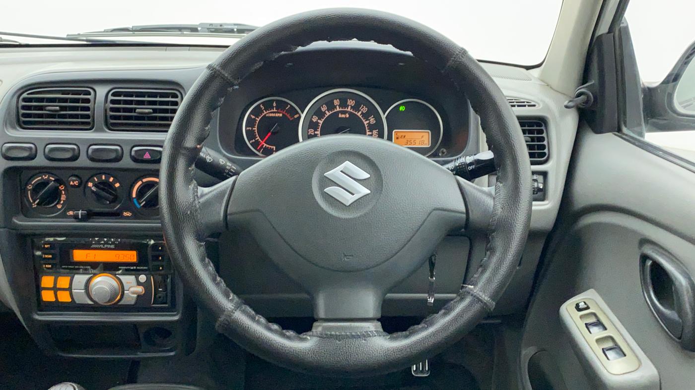 2014 Maruti Alto K10 VXI P, Petrol, Manual, 35,737 km, Steering Wheel Close Up