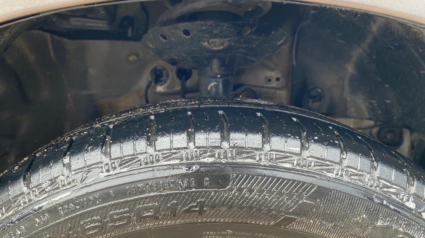 2013 Honda Amaze 1.2L I-VTEC VX, Petrol, Manual, 21,848 km, Right Front Tyre Tread