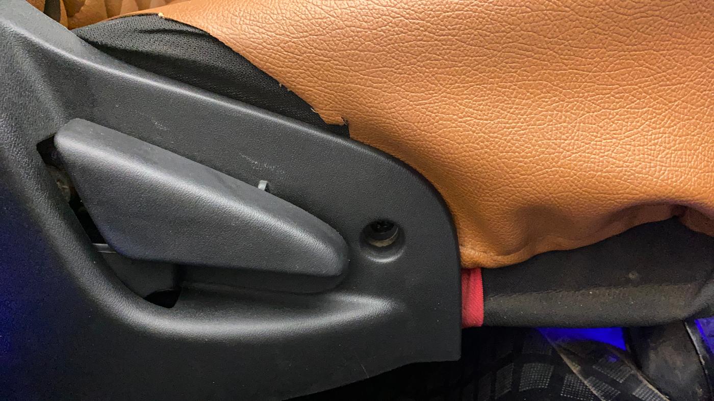2019 Datsun Go Plus A(O), Petrol, Manual, 71,413 km, Driver Side Adjustment Panel