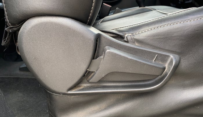 2020 Maruti S PRESSO VXI+, Petrol, Manual, 9,184 km, Driver Side Adjustment Panel
