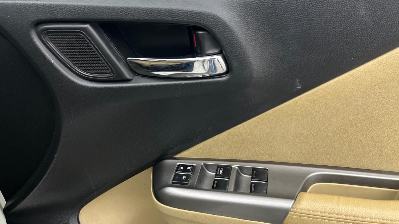 2015 Honda City 1.5L I-VTEC VX CVT, Petrol, Automatic, 54,862 km, Driver Side Door Panels Control