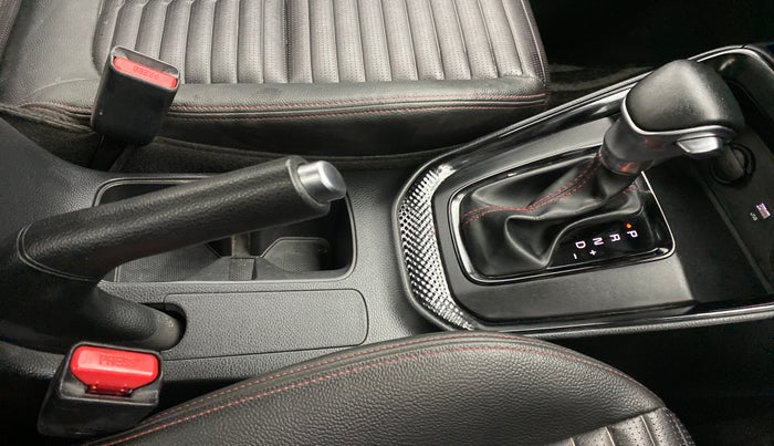2020 KIA SONET GTX PLUS DCT 1.0, Petrol, Automatic, 23,433 km, Gear Lever