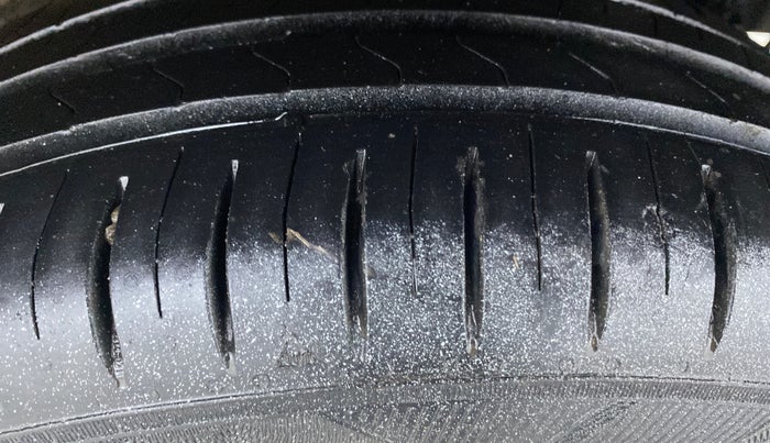 2015 Hyundai Grand i10 ASTA AT 1.2 KAPPA VTVT, Petrol, Automatic, 65,234 km, Left Rear Tyre Tread