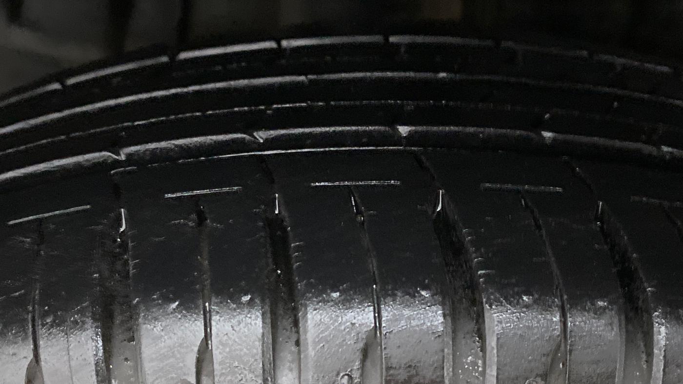 2020 Maruti XL6 ZETA AT, Petrol, Automatic, 20,683 km, Right Rear Tyre Tread