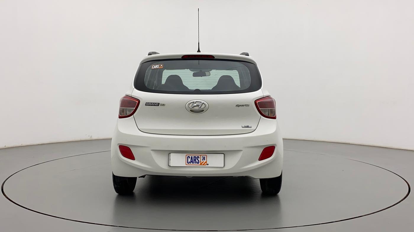 2016 Hyundai Grand i10 SPORTZ 1.2 KAPPA VTVT, CNG, Manual, 1,01,640 km, Back/Rear