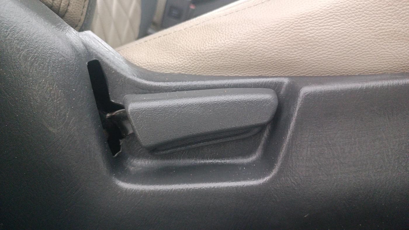 2015 Maruti Alto K10 VXI AMT, Petrol, Automatic, 61,267 km, Driver Side Adjustment Panel