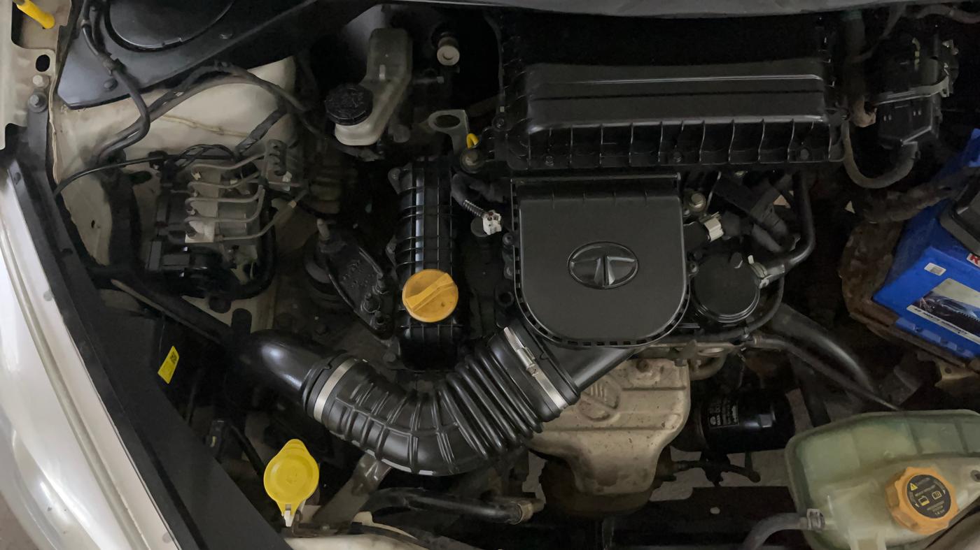 2019 Tata Tiago XZA PETROL, Petrol, Automatic, 87,020 km, Engine View - Right