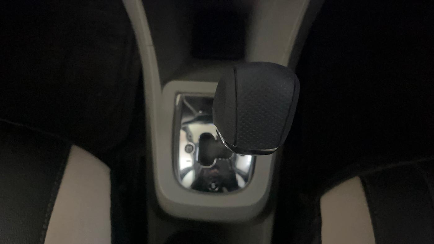 2019 Tata Tiago XZA PETROL, Petrol, Automatic, 87,020 km, Gear Lever