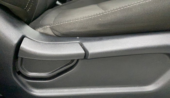 2022 Hyundai VENUE S 1.2, Petrol, Manual, 9,773 km, Driver Side Adjustment Panel