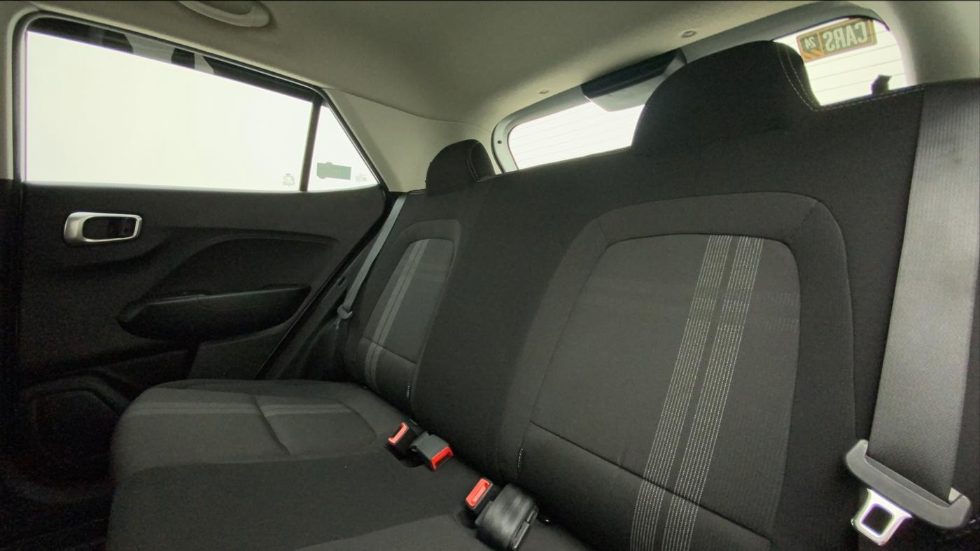 2022 Hyundai VENUE S 1.2, Petrol, Manual, 9,773 km, Right Side Rear Door Cabin
