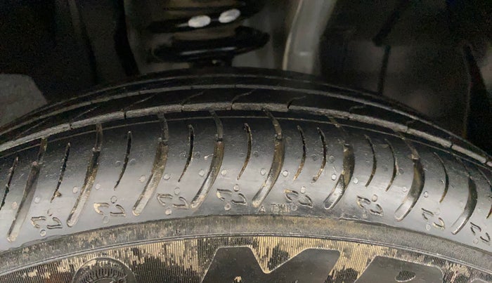 2021 Renault Kiger RXZ TURBO MT, Petrol, Manual, 88,074 km, Right Front Tyre Tread