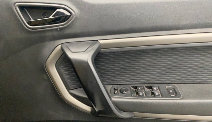 2021 Renault Kiger RXZ TURBO MT, Petrol, Manual, 88,074 km, Driver Side Door Panels Control