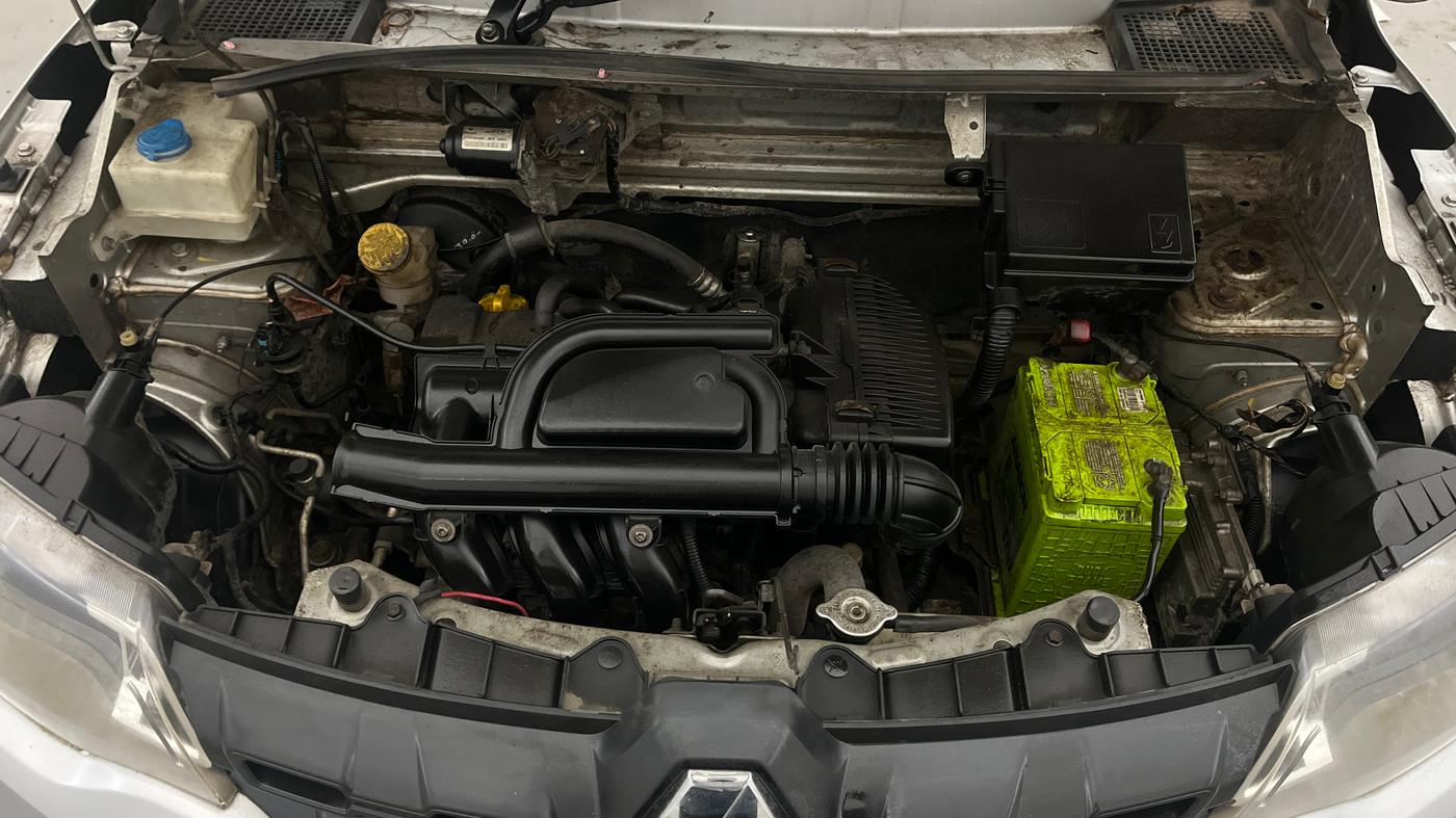 2017 Renault Kwid RXT 1.0 (O), Petrol, Manual, 43,334 km, Engine View