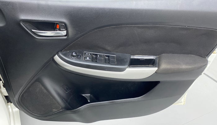 2016 Maruti Baleno DELTA PETROL 1.2, Petrol, Manual, 56,397 km, Driver Side Door Panels Control