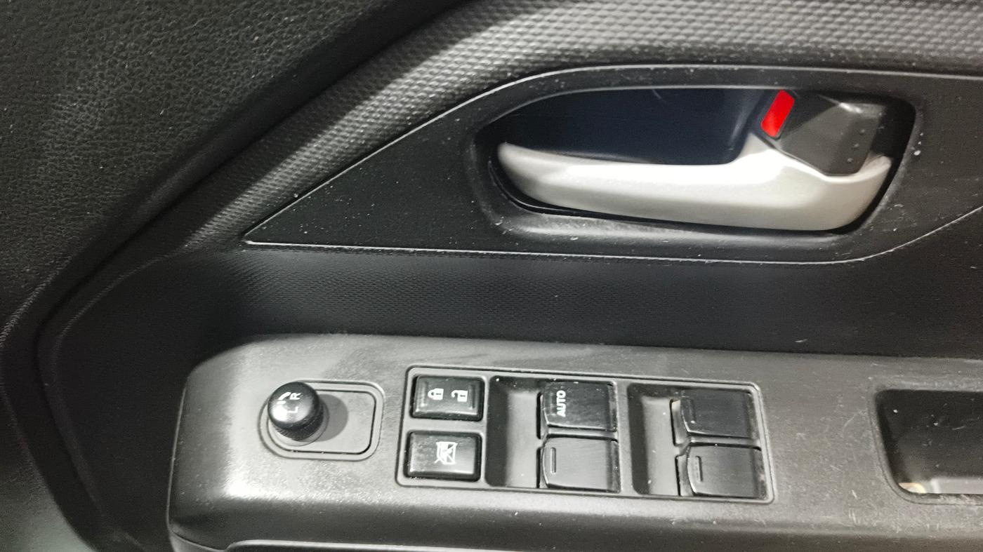 2021 Maruti New Wagon-R VXI 1.2, Petrol, Manual, 67,364 km, Driver Side Door Panels Control