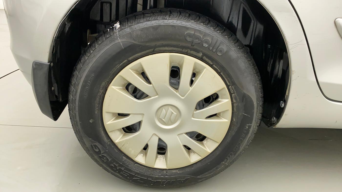 2014 Maruti Swift VXI, Petrol, Manual, 6,331 km, Right Rear Wheel