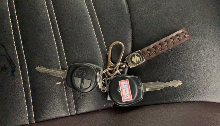 2024 Maruti FRONX DELTA PLUS 1.2MT, Petrol, Manual, 33,765 km, Key Close Up