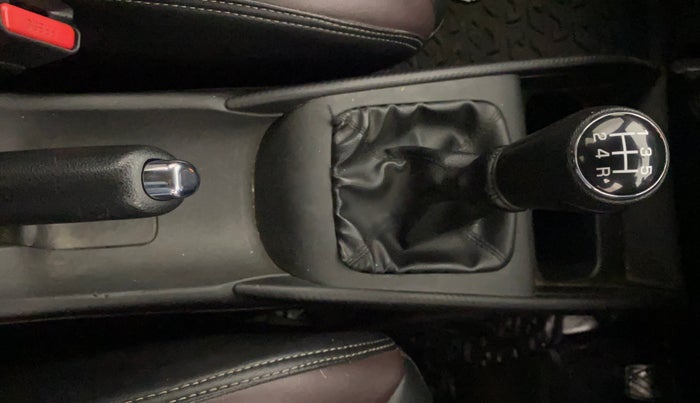 2024 Maruti FRONX DELTA PLUS 1.2MT, Petrol, Manual, 33,765 km, Gear Lever