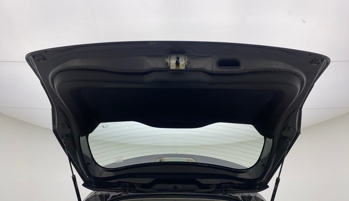 2018 Maruti Vitara Brezza ZDI PLUS AMT, Diesel, Automatic, 57,643 km, Boot Door Open
