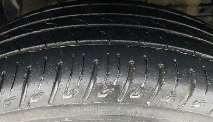 2018 Maruti Vitara Brezza ZDI PLUS AMT, Diesel, Automatic, 57,643 km, Right Front Tyre Tread