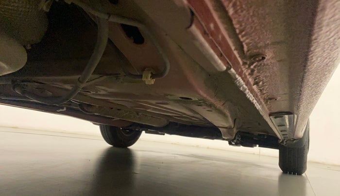 2017 Maruti Dzire VXI, Petrol, Manual, 65,727 km, Right Side Underbody