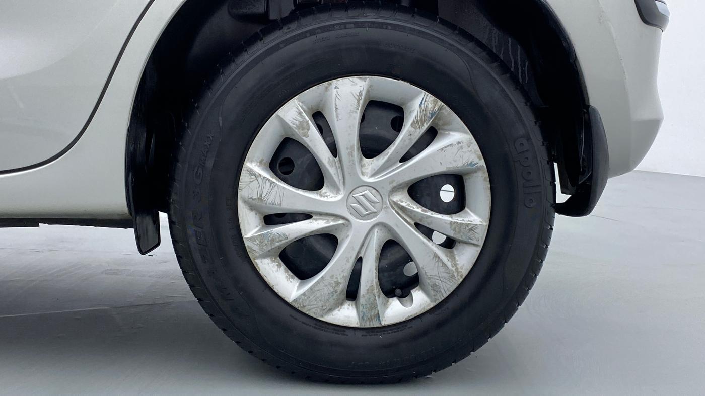 2018 Maruti Swift VXI D, Petrol, Manual, 4,044 km, Left Rear Wheel
