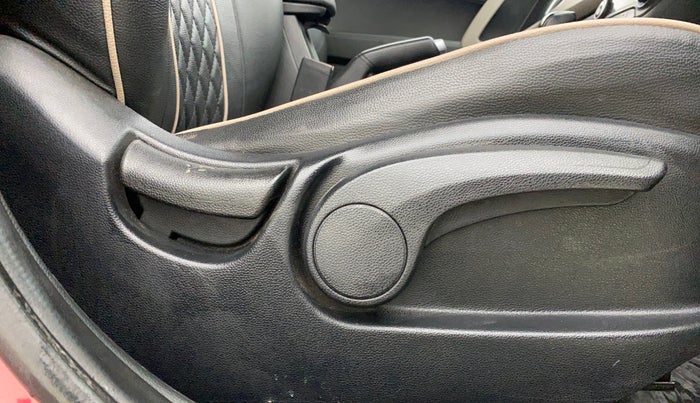 2018 Hyundai Creta SX AT 1.6 PETROL, Petrol, Automatic, 47,914 km, Driver Side Adjustment Panel