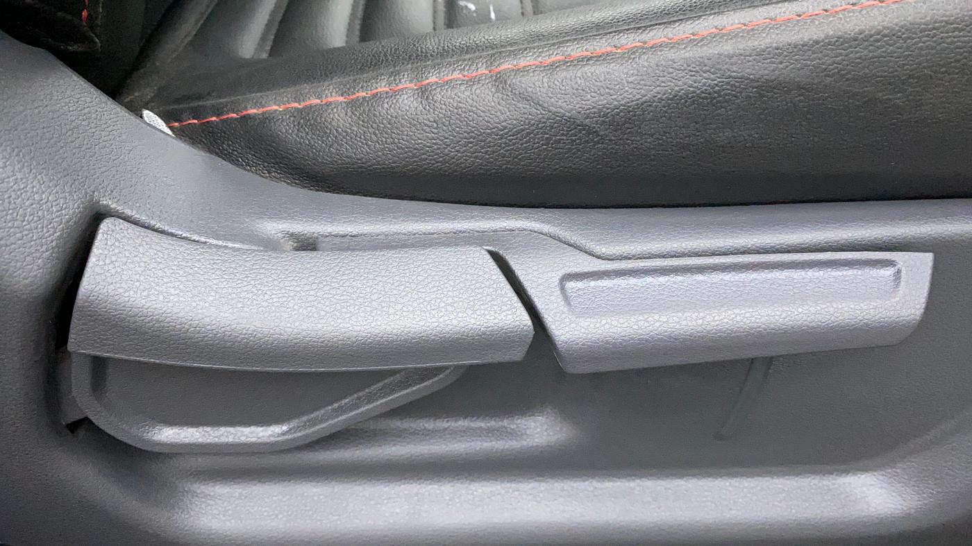 2021 Hyundai GRAND I10 NIOS ASTA 1.2 KAPPA VTVT, Petrol, Manual, 10,264 km, Driver Side Adjustment Panel
